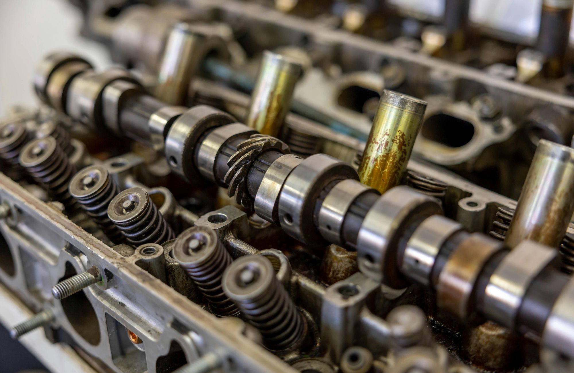 L’équilibrage moteur est une opération de précision, indispensable pour tirer le meilleur de chaque composant mécanique.